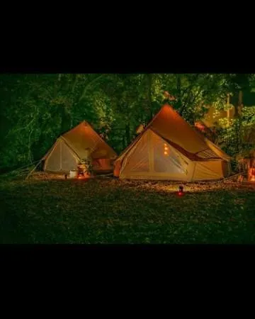 Into The Glamping- Maple *